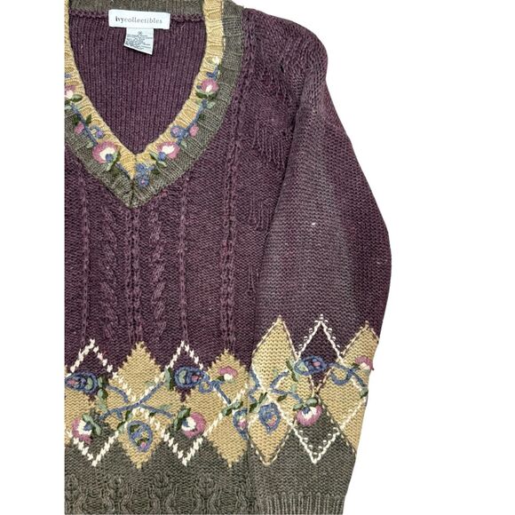 Vintage Ivy Collectibles Women’s Large Floral V-Neck Sweater Cross Stitch - Picture 6 of 6